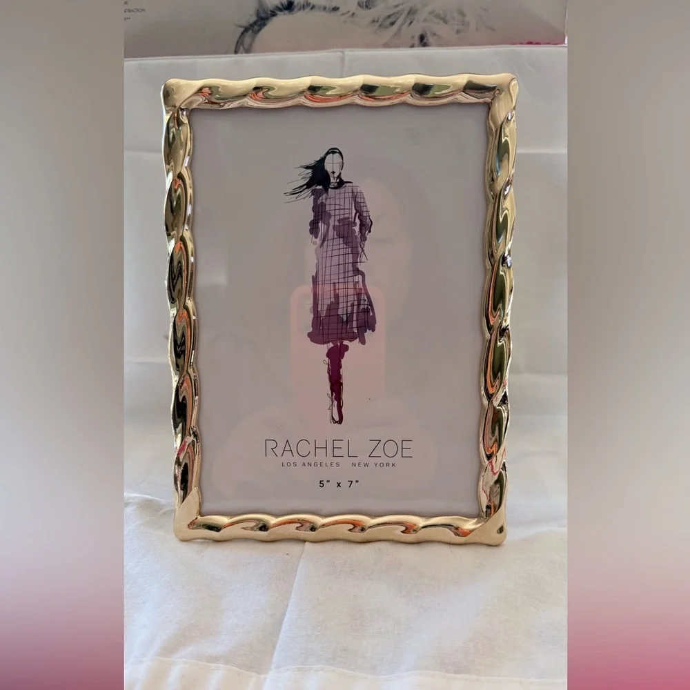 Rachel Zoe Elegant Gold Frame for 5x7 photo